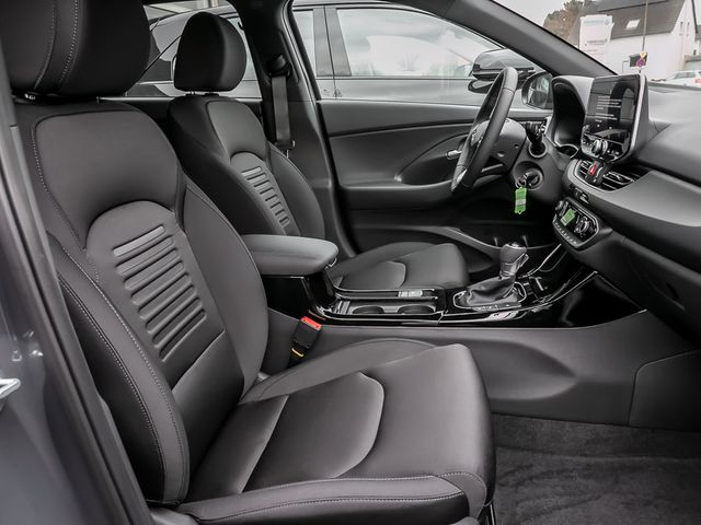 Hyundai i30 cw 1.0 Advantage Verkehrsschilder-Assistent