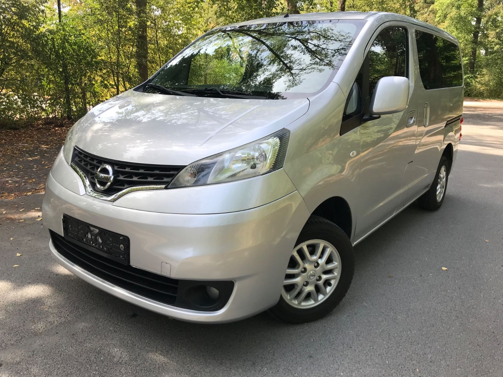 Nissan NV200 Evalia Kombi 7-Sitzer TÜV neu