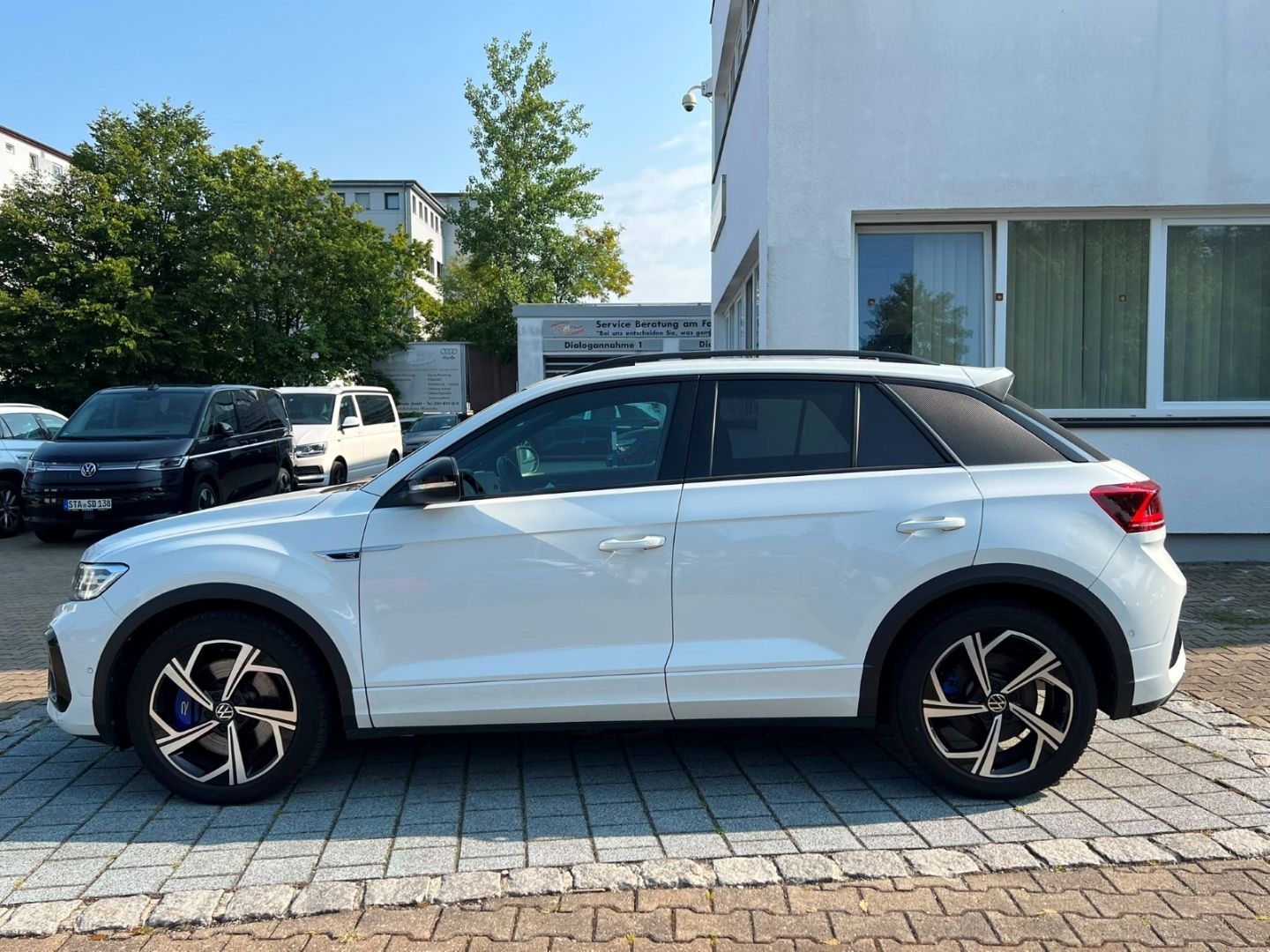 T-Roc R 2.0TSI4M DSG Beats*Pano*Black*Keyless+IQ