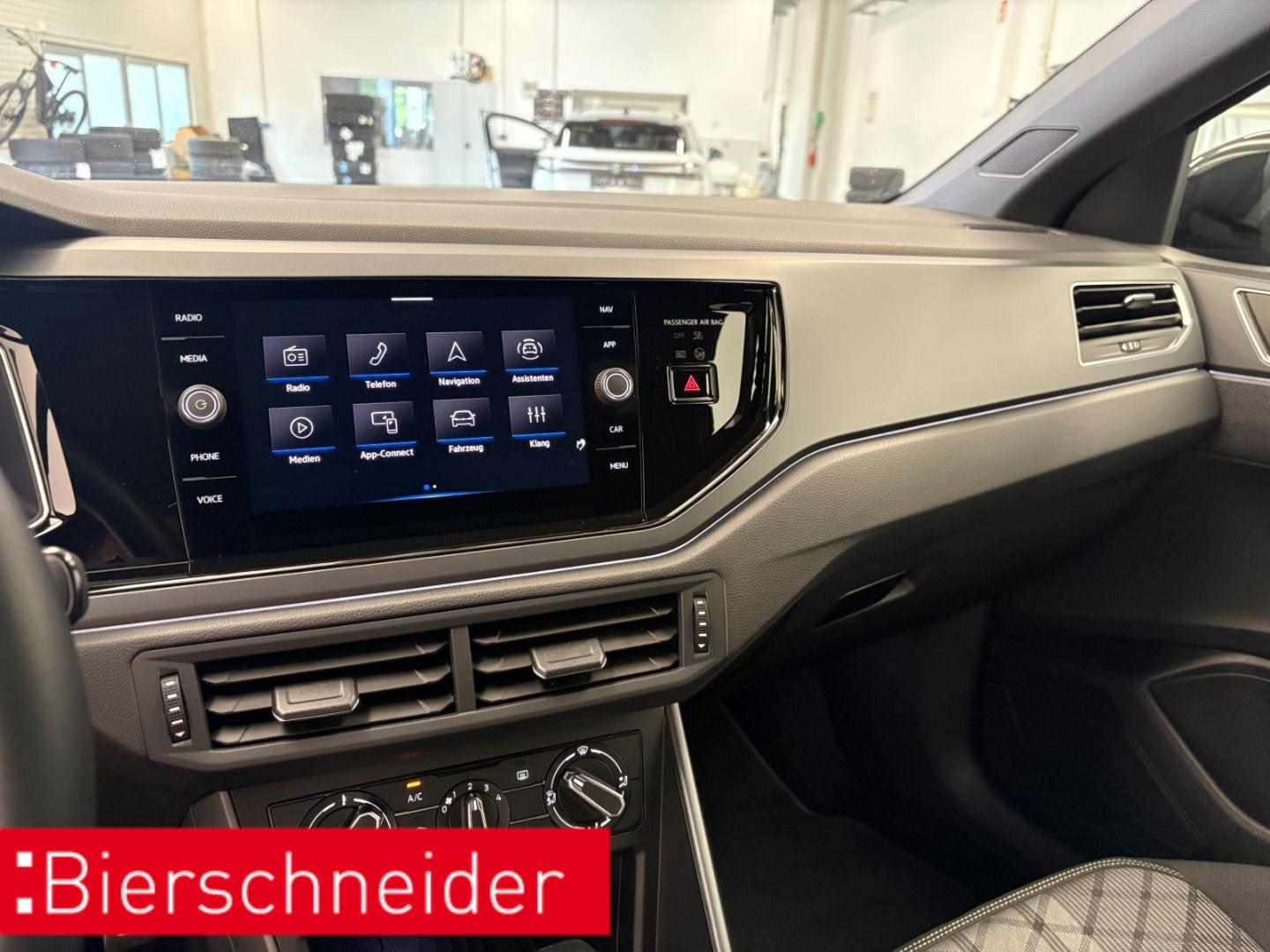 Volkswagen Taigo 1.0 TSI DSG R-Line IQ-LIGHT DIGITAL COCKPI, миниатюра 12