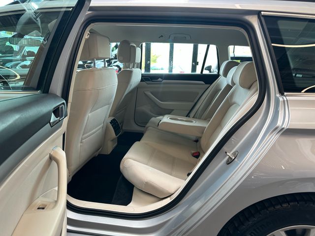 MYAUTOCENTER – Gebraucht- und Jahreswagen mit Werkstattservice in Pfaffenhofen Volkswagen Passat Variant Comfortline *Navi*AHK*Kamera*