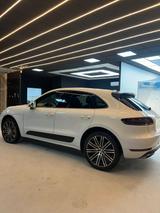 Porsche Macan Turbo Turbo - Porsche Macan: Turbo