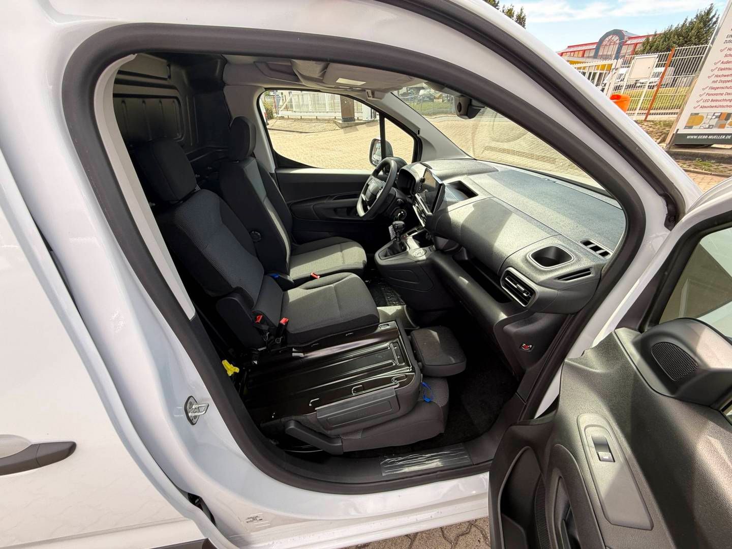 Fahrzeugabbildung Fiat Doblo M LIGHT KAWA
