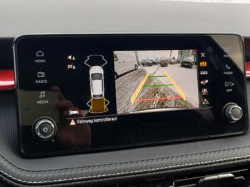 Bild 13 Skoda Fabia DSG Monte Carlo LED SmartLink Kamera 85KW