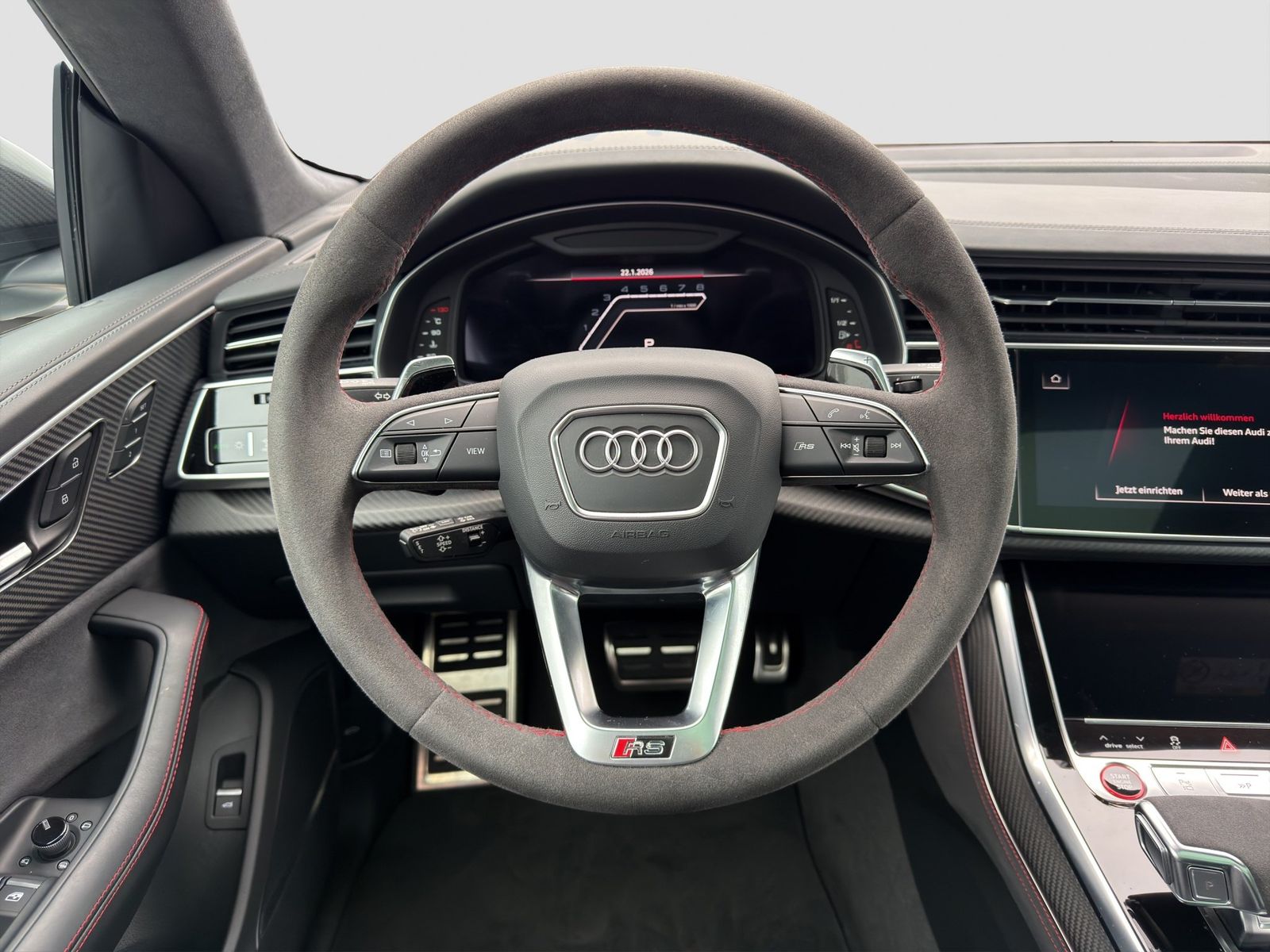 Audi RSQ8 - Bild 12