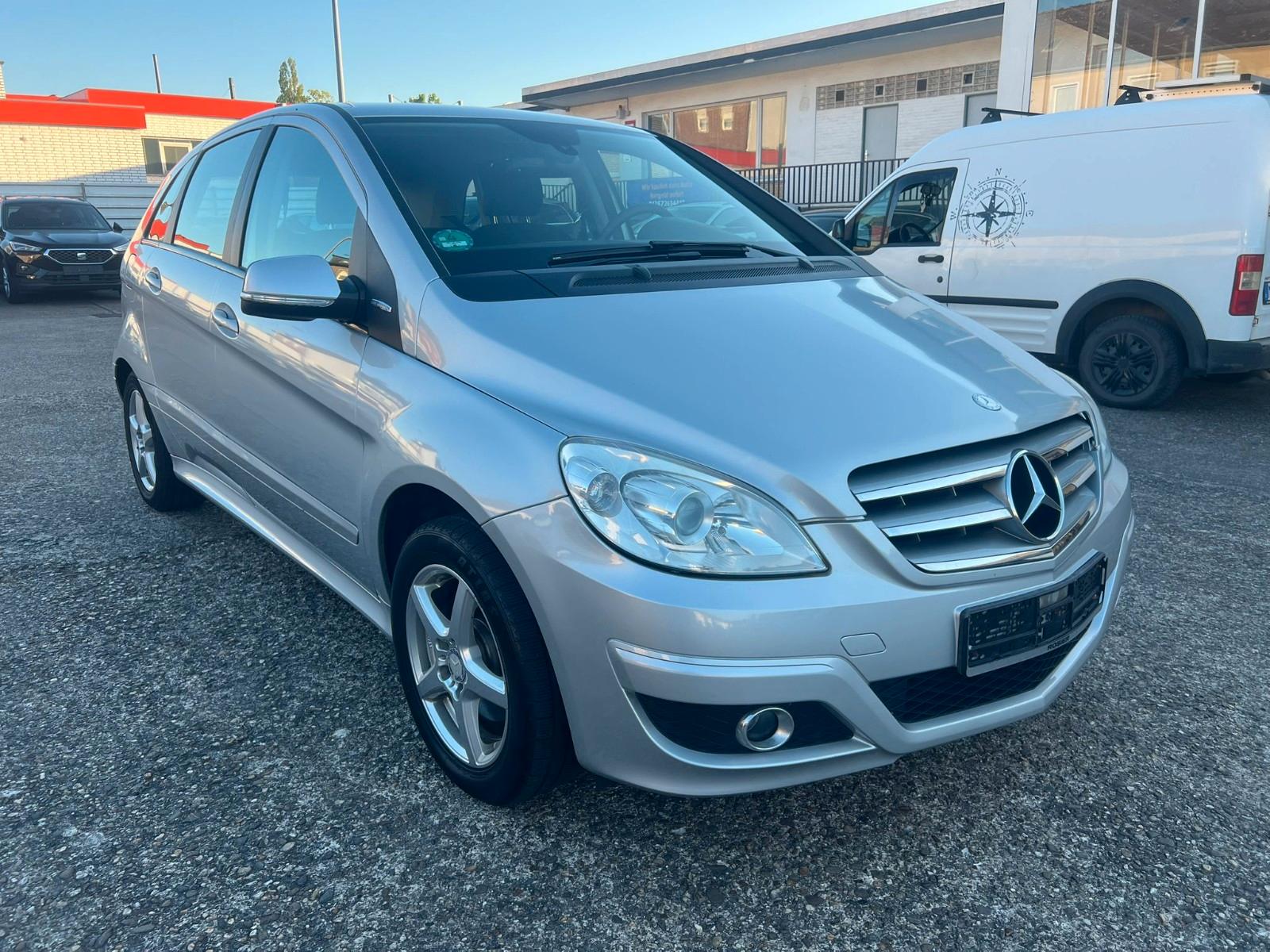 Mercedes-Benz B 180 NGT BlueEFFICIENCY