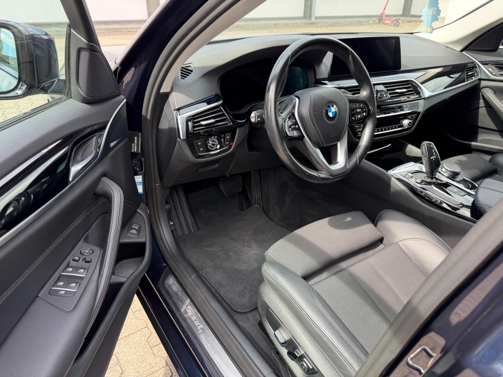 BMW 520D SPORT LINE 190CH BVA - HAYON ÉLECTRIQUE - VOLANT EN CUIR - SELLERIE CUIR - HISTORIQUE ENTRETIEN COMPLET BMW