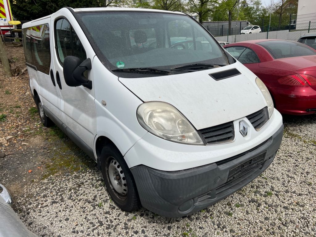 RENAULT Trafic