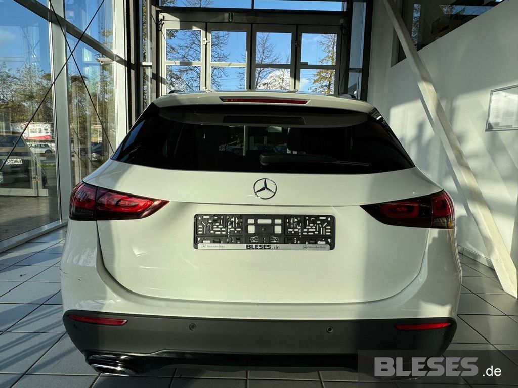 MERCEDES-BENZ GLA 180 – Bild 6