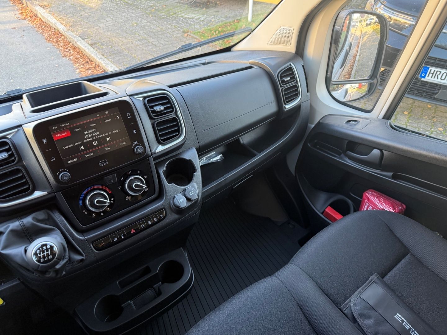 Fahrzeugabbildung Opel Movano 2.2 Cargo L2H2 +Allwetter+Kamera+Carplay