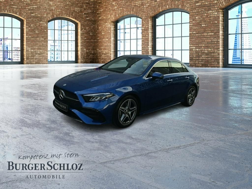 MERCEDES-BENZ A 200 AMG AUT Kam. KeyLess KlimaA LED LM Navi