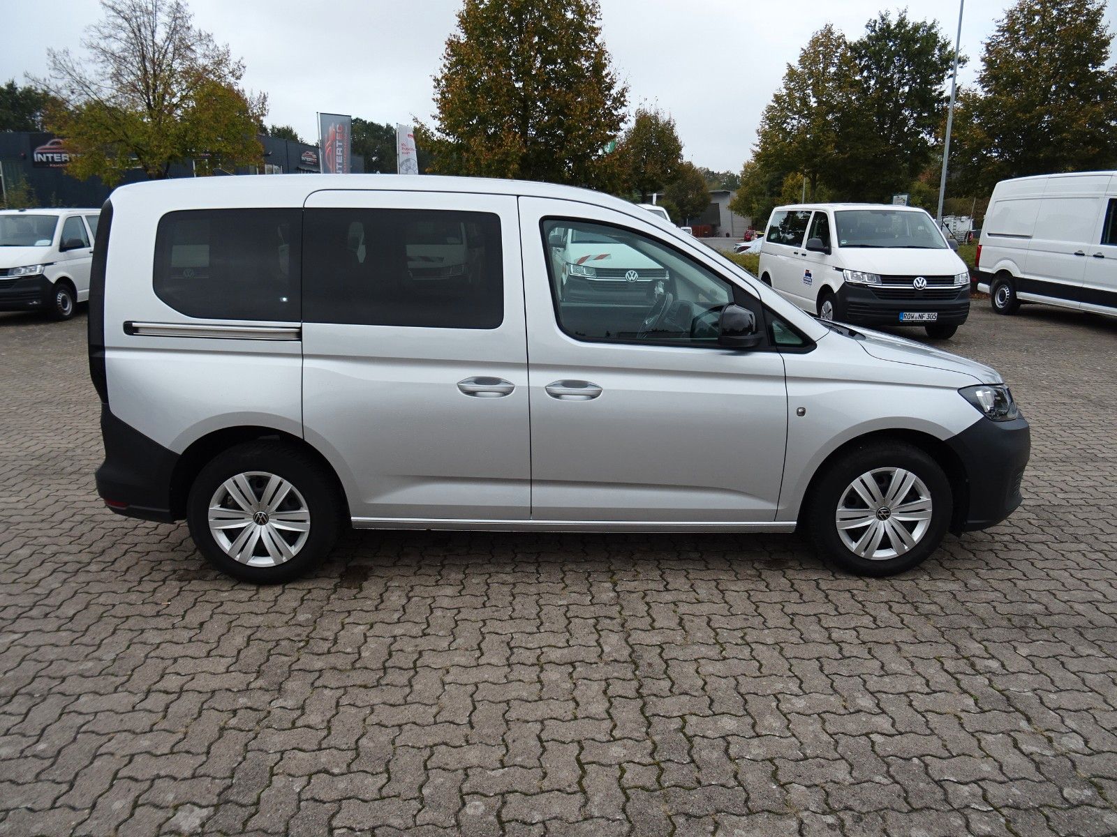 Volkswagen Caddy Kombi 2.0 TDI 5.Sitze Navi AHK ACC PDC imagem 2