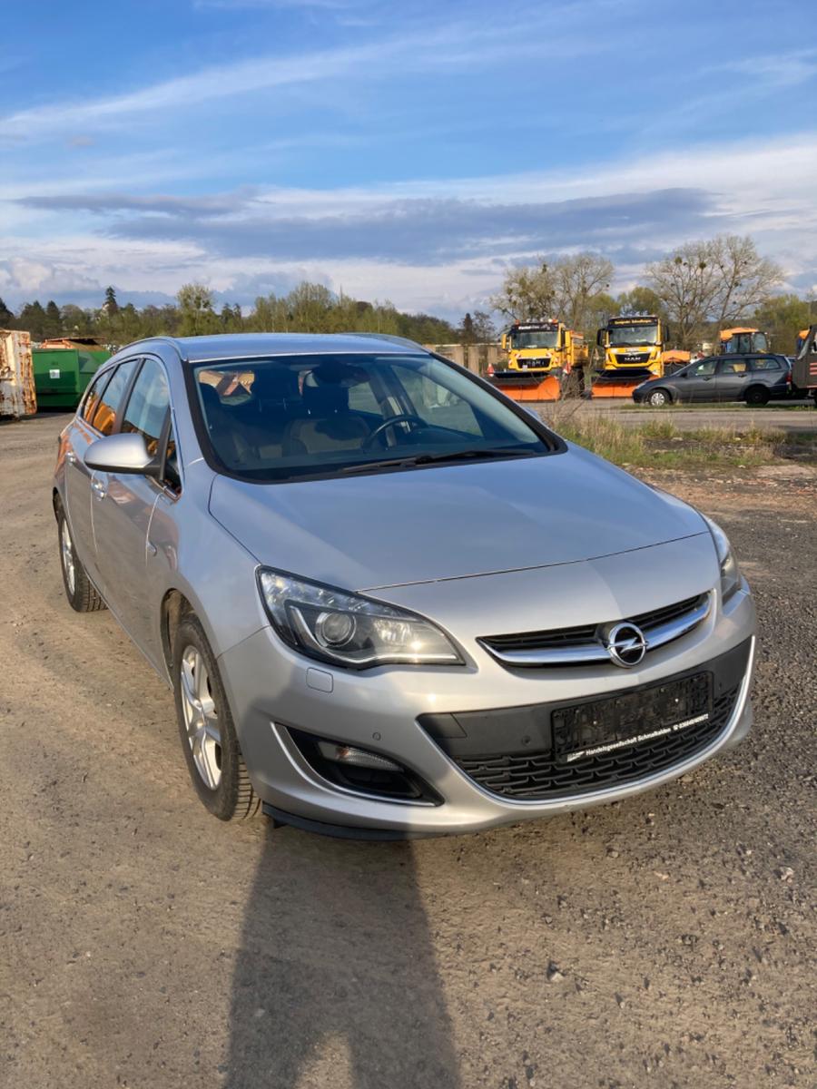 Opel Astra Sports Tour 1.7CDTI Innov.Xen Nav Shz Alu