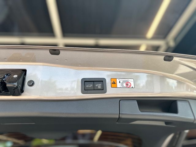 Toyota RAV 4 Teamplayer 2,5l Hybrid 4×4