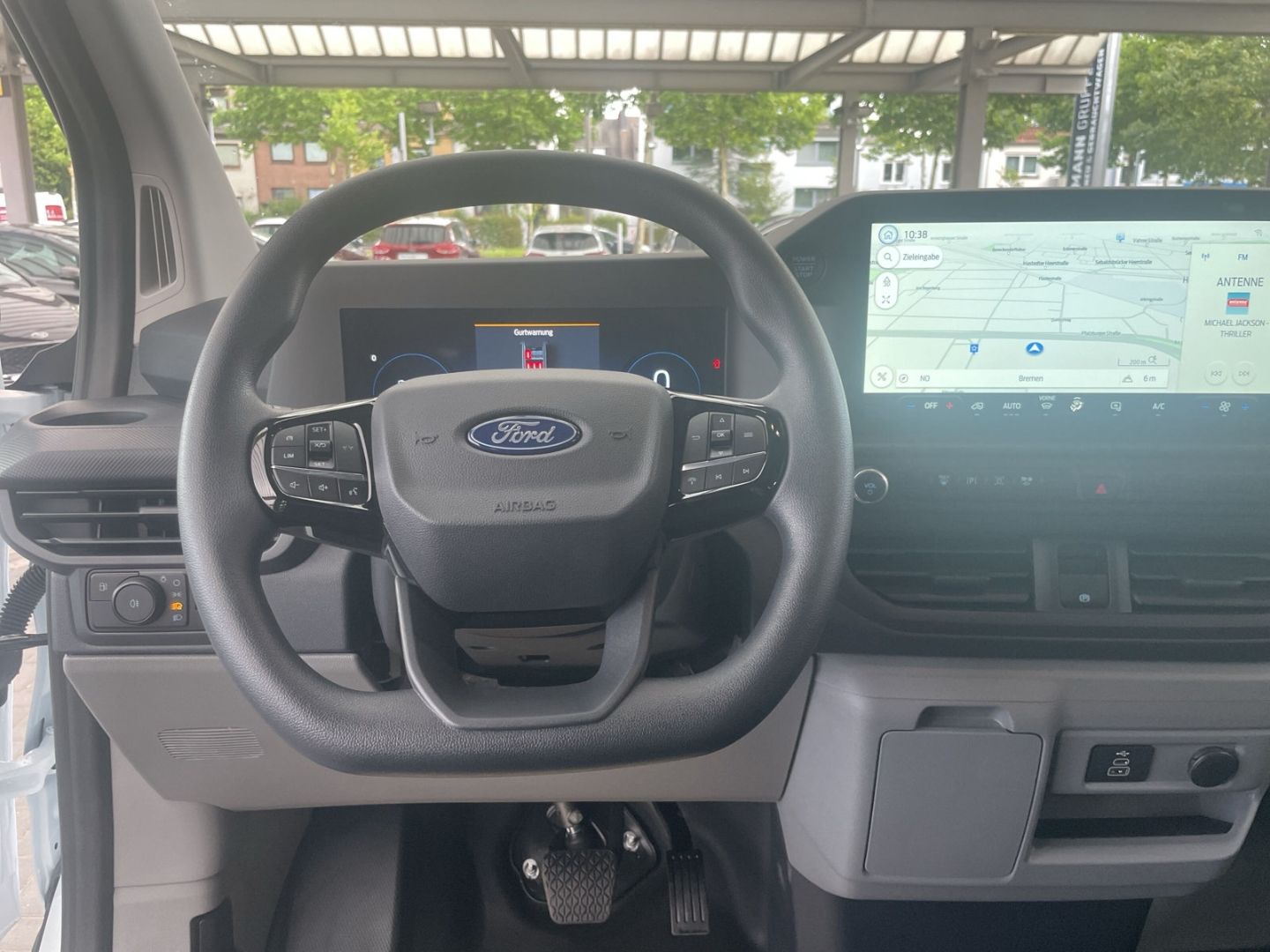Fahrzeugabbildung Ford Transit Custom DOKA Top Deal 0 Prozent Zinsen un