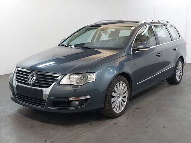 Volkswagen Passat Var. 2.0 TDI HIGHLINE*STANDHEIZUNG*XENON*