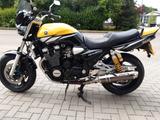 Yamaha XJR 1300 (RP 06) - YAMAHA 2003 R1