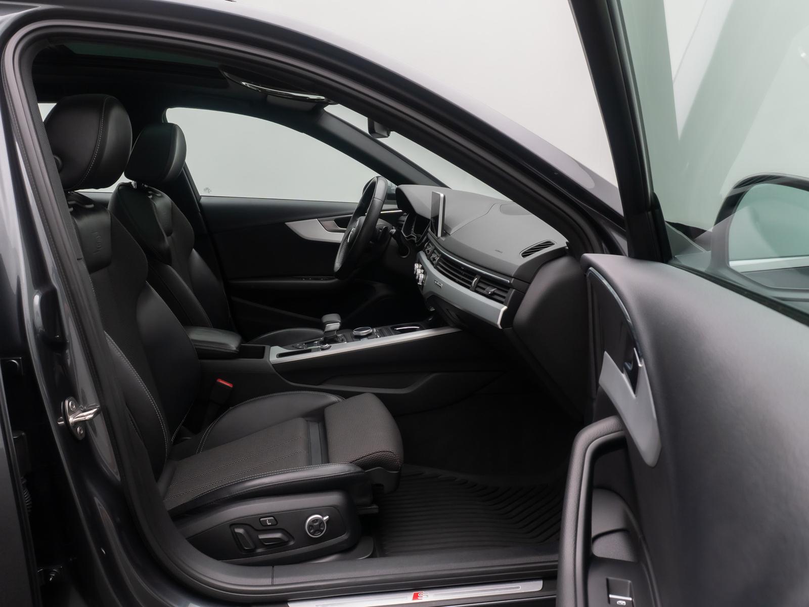 Audi A4 quattro SLine Kamera DAB Massage Panorama 18"