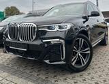 BMW X7 30d *M-SPORT*MASSAGE-AHK-7SITZER-SITZLÜFTUNG- - BMW: 7 Sitzer