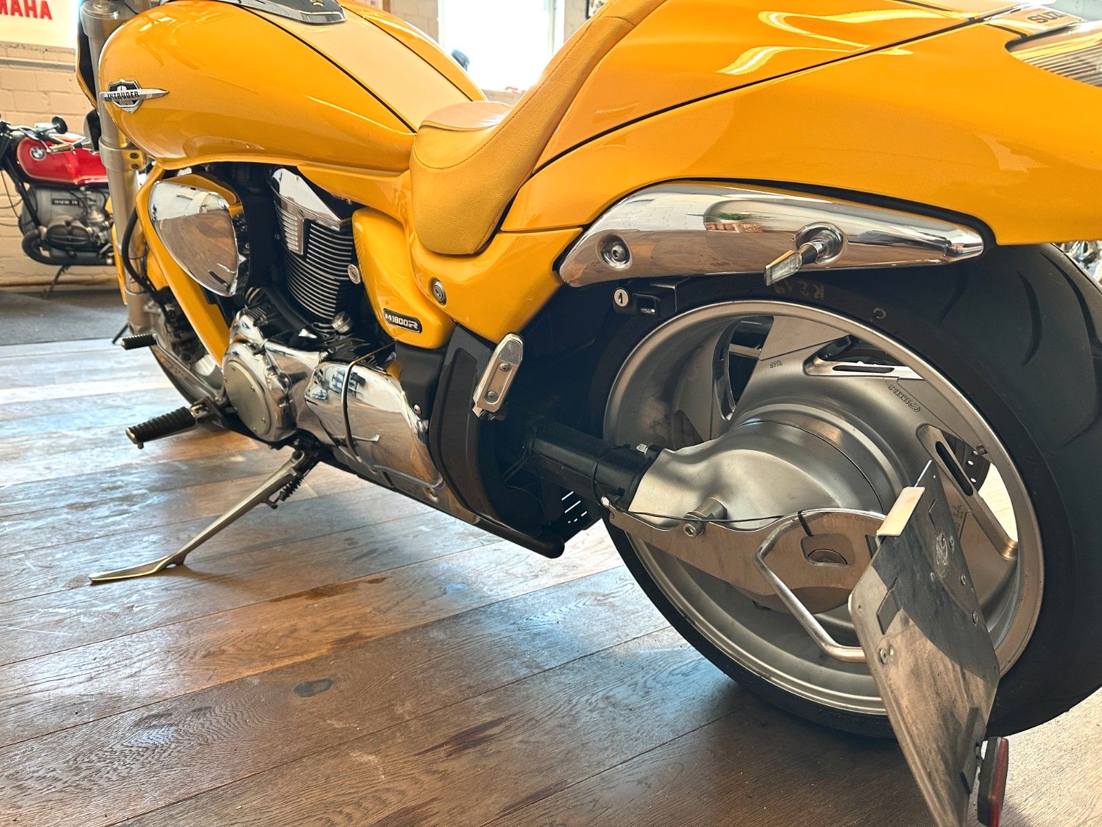 Fahrzeugabbildung Suzuki VZR 1800 - Top zustand, Sonderlack