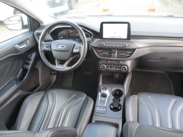 Ford Focus Turnier Vignale LED + ACC + PDC + Panorama