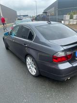 BMW E90 Automatik 325I - BMW 325 in Dortmund