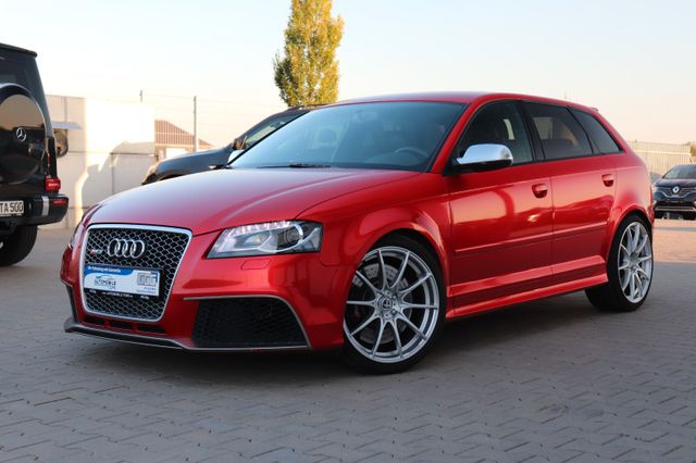 Audi RS3 Sportback 2.5 TFSI quattro|BOSE|8fach|BI-XEN