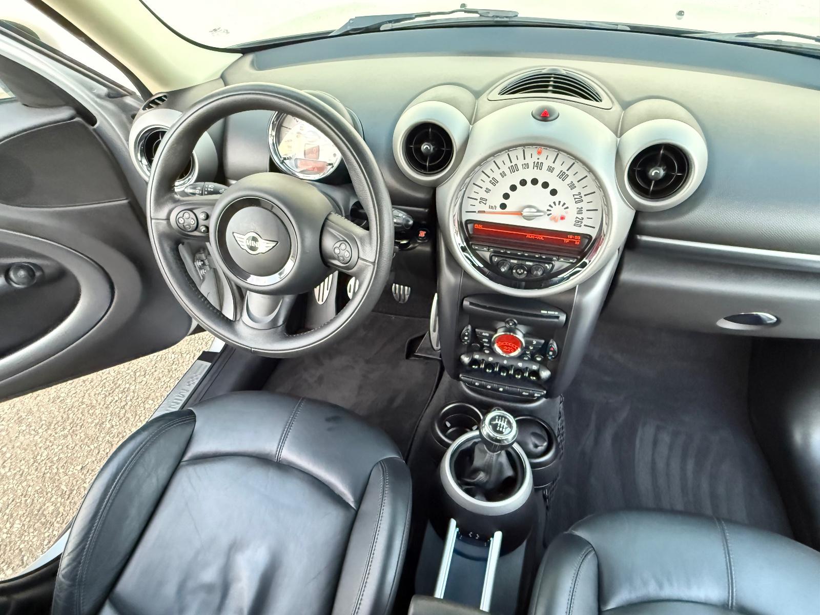 MINI Cooper S Countryman ALL4/XENON/LEDER/PDC/TOP