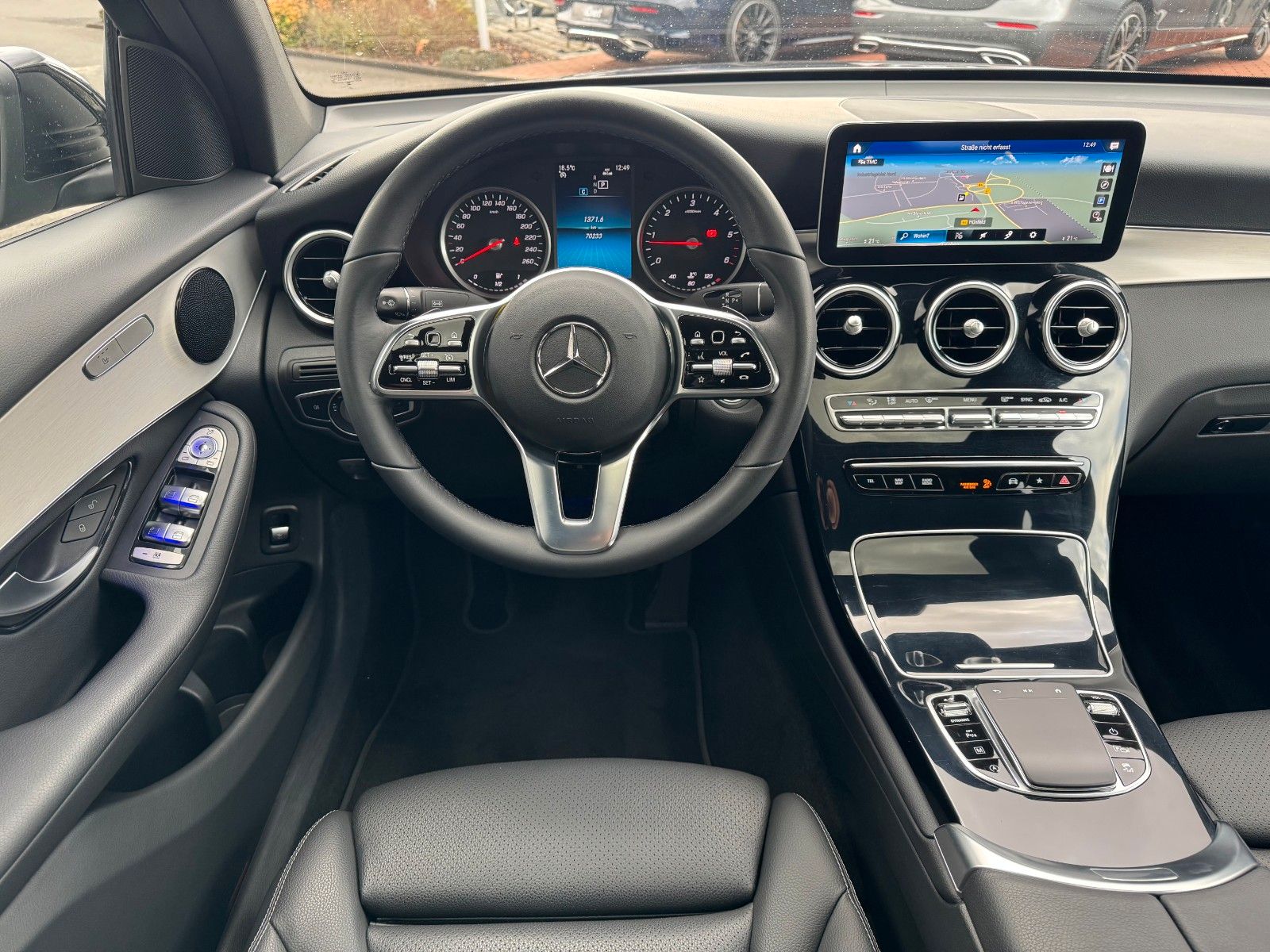 Fahrzeugabbildung Mercedes-Benz GLC 200 d 4M Coupe Night+R-Kamera+S-Dach+