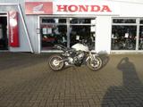 Honda CB 125 R ABS Neuwertig  1. Hand - HONDA 125 R