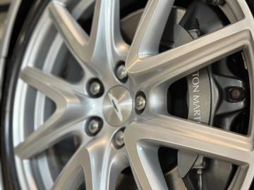 2013 Aston Martin V8 VANTAGE 缩略图 15