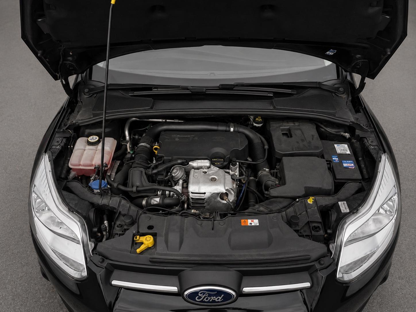 Ford Focus 2014 — photo 14