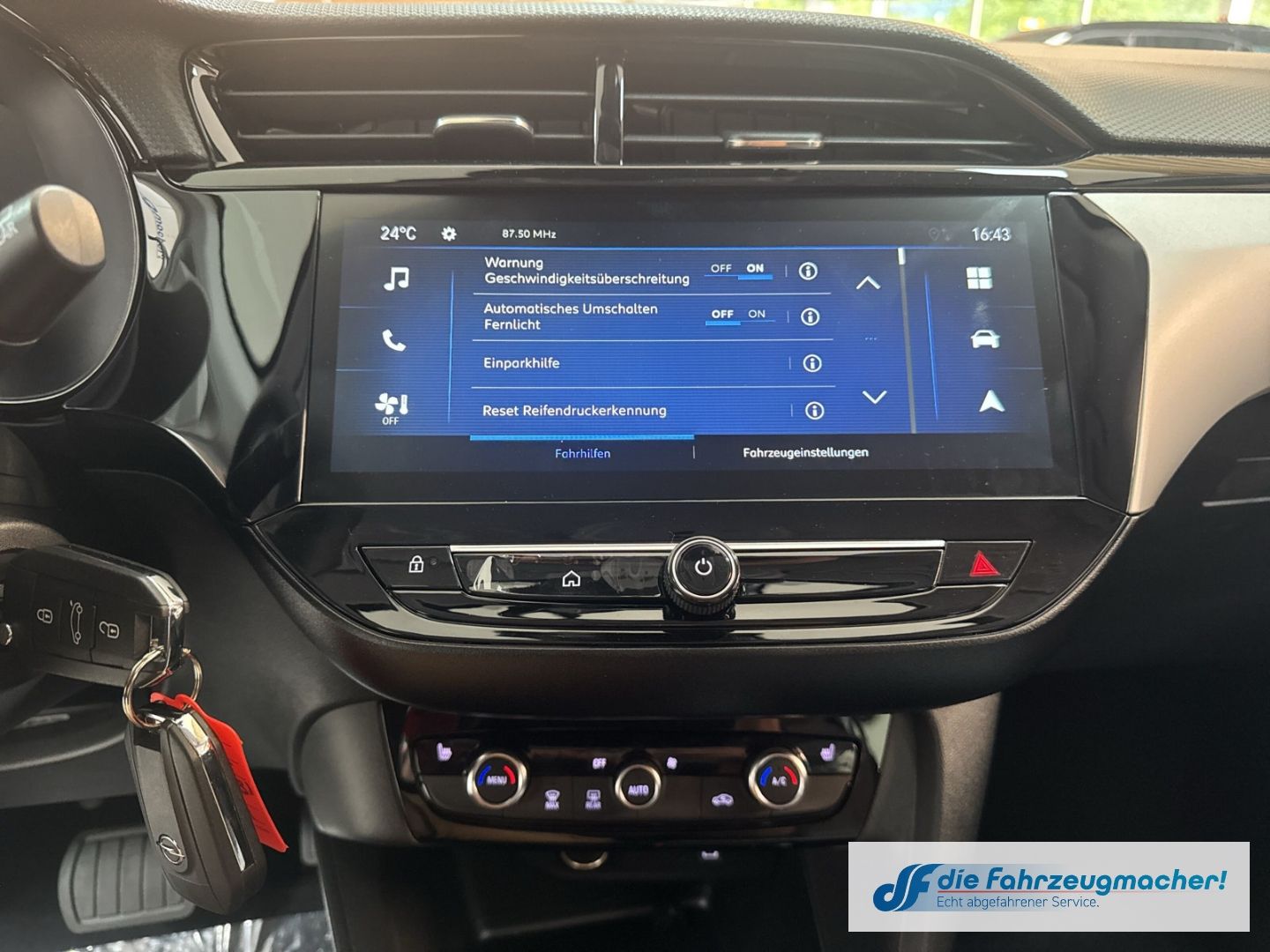 Fahrzeugabbildung Opel Corsa-e *SHZ 11KW Wärmepumpe Alu*Digitales Cockp