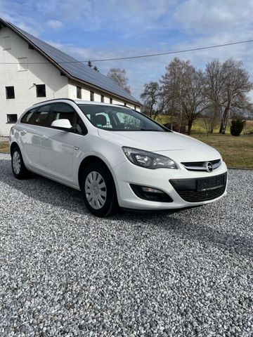 Opel Astra J Sports Tourer Edition