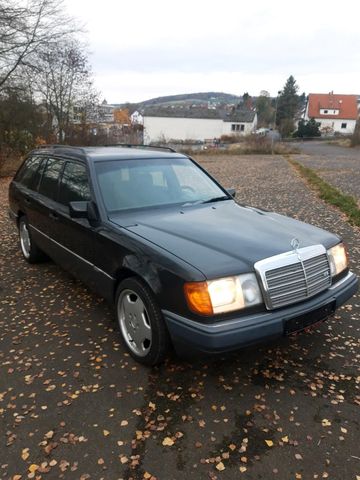 Mercedes-Benz Mercedes S124 W124 T-Modell 230te Manuell ...