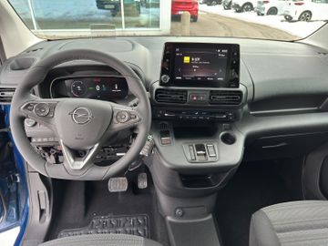 Fotografie 12 des Opel Combo Life Combo-e Life Ultimate Kamera HeadUp Parkpilot