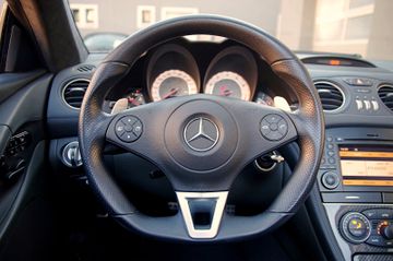 Mercedes-Benz SL 63 AMG*MB-Scheckheft,Dt. Auslieferung,U-Frei*