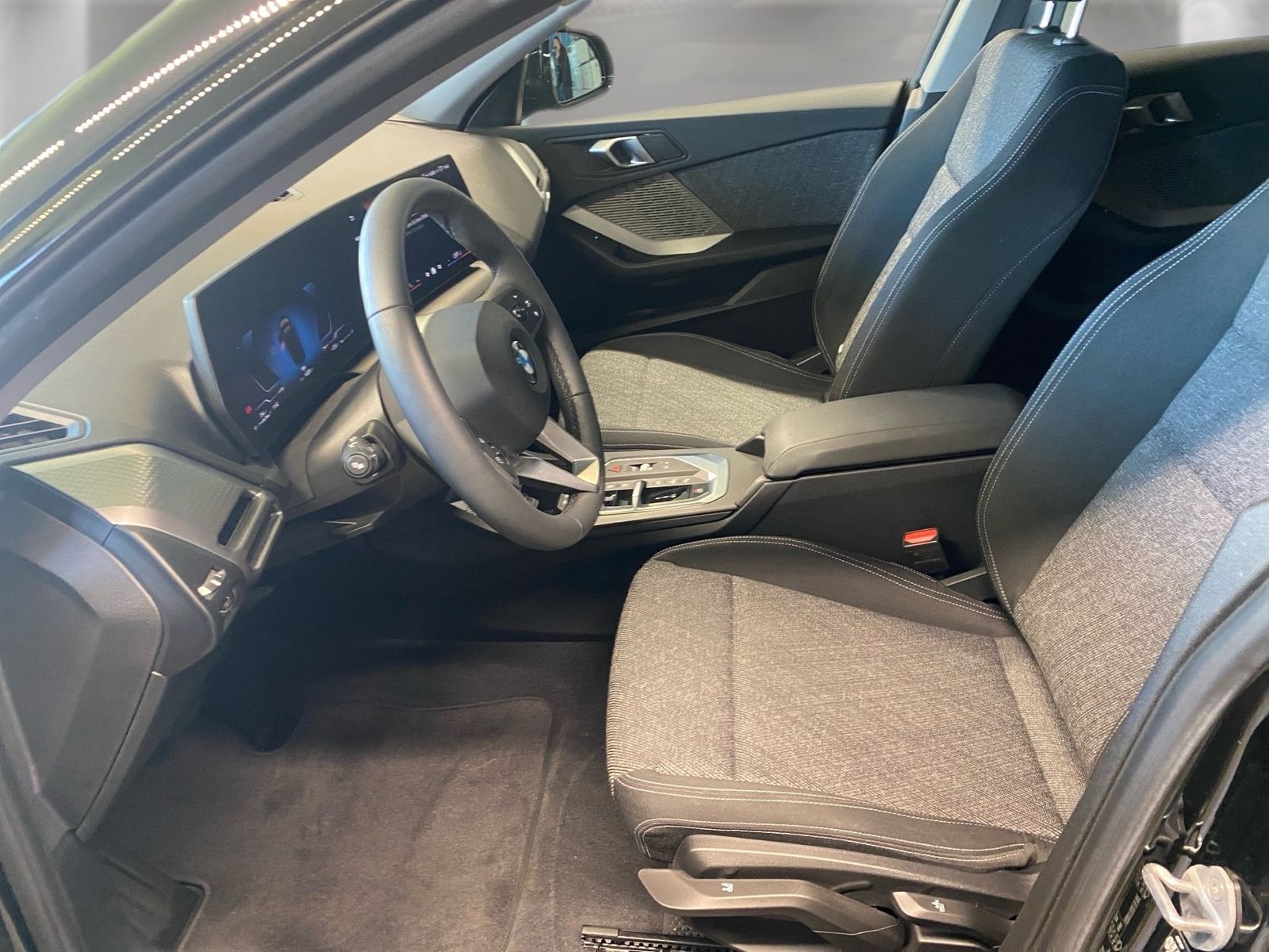 BMW 220 - Bild 9