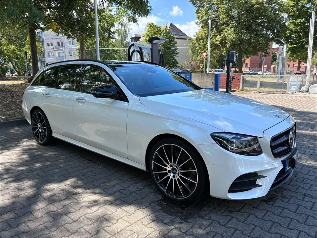 Image of Mercedes-Benz E 400