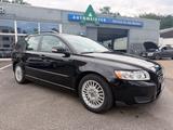 Volvo V50 Kombi D2 Kinetic - Volvo V50 Kinetic mit Diesel-Antrieb