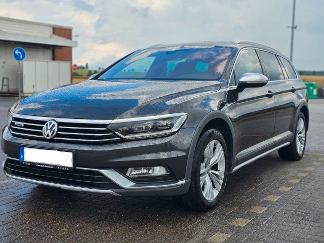VW Passat Alltrack 2.0 TDI SCR 140kW DSG 4MOT A...
