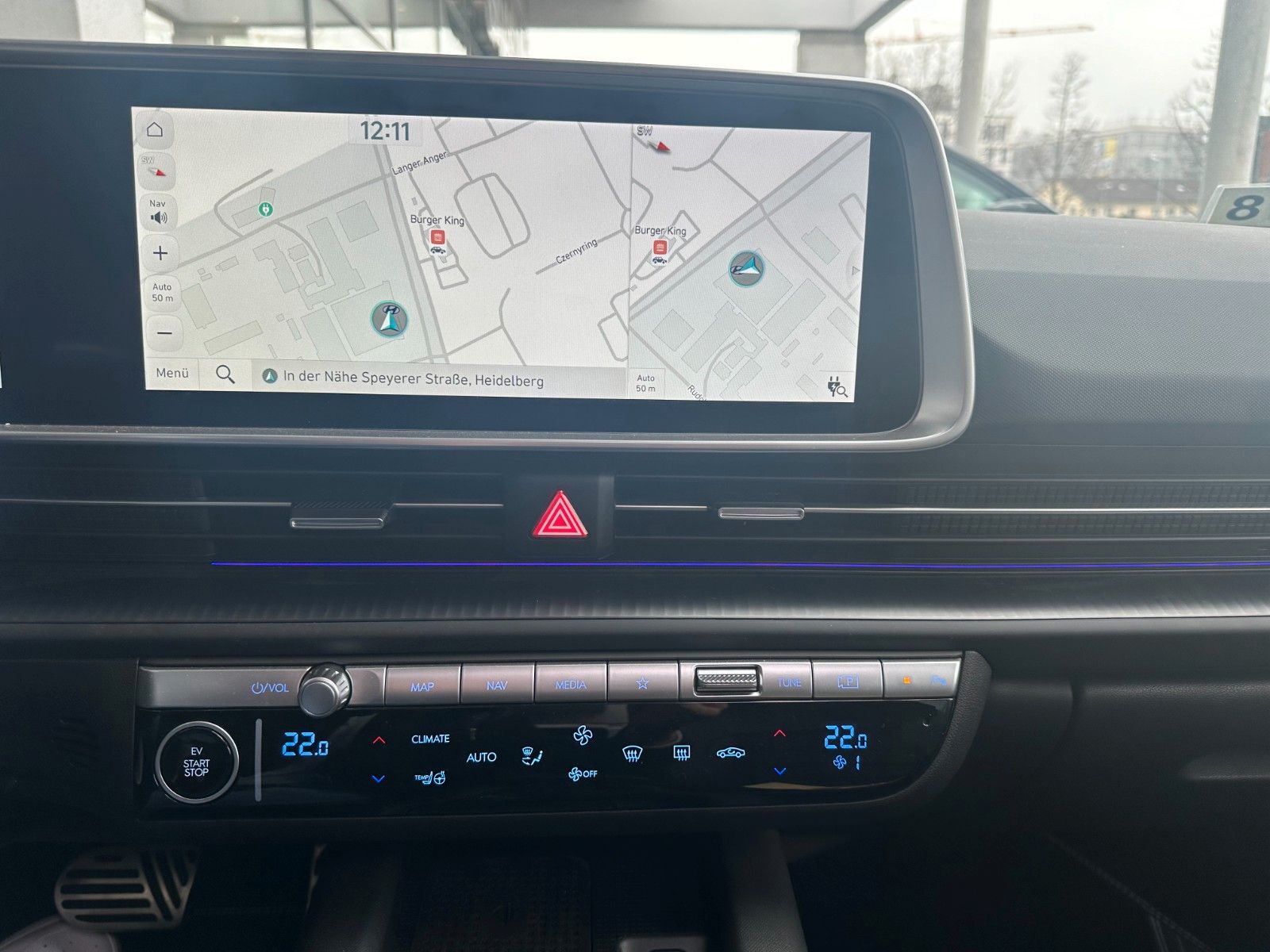 Fahrzeugabbildung Hyundai IONIQ 6 First Edition 77,4kWh 329PS Navi/LED!