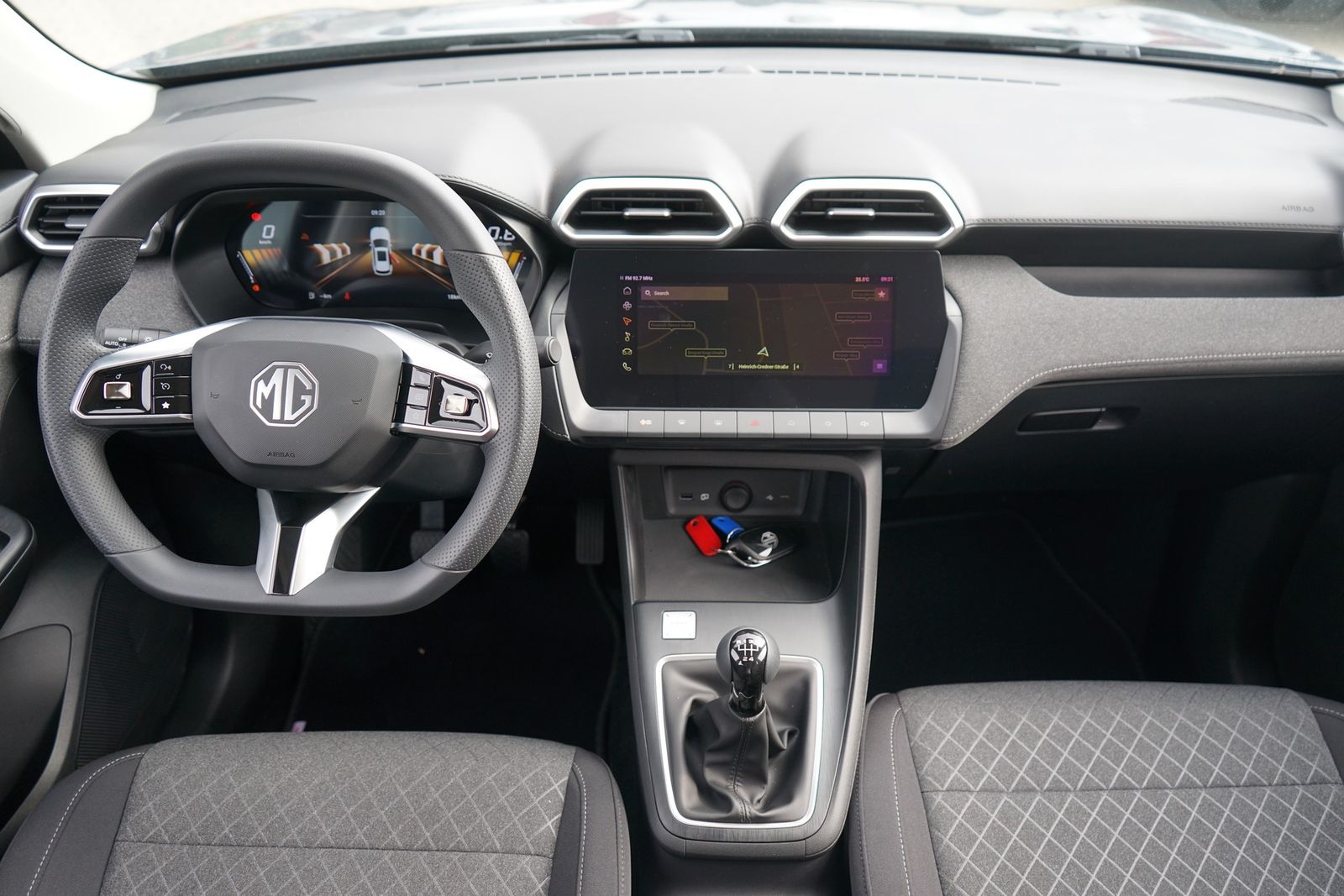 MG ZS