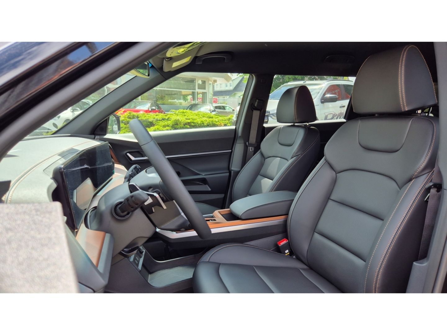 Fahrzeugabbildung KGM Torres 1.5 Nomad 6/AT 2WD Navi LED Apple CarPlay