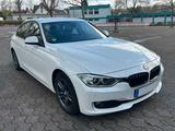 BMW 320d EffDynEd, scheckheftgepflegt, CarPlay, HiFi