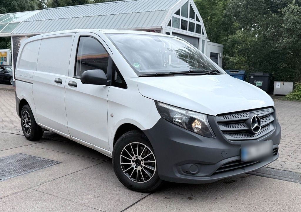 Image of Mercedes-Benz Vito