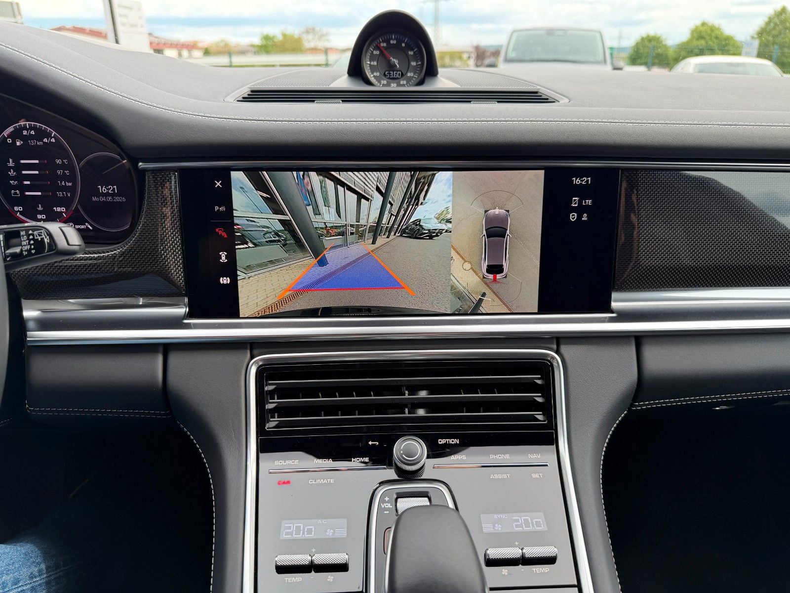 Fahrzeugabbildung Porsche Panamera Sport Turismo GTS CARBON/BOSE/STDH/21"