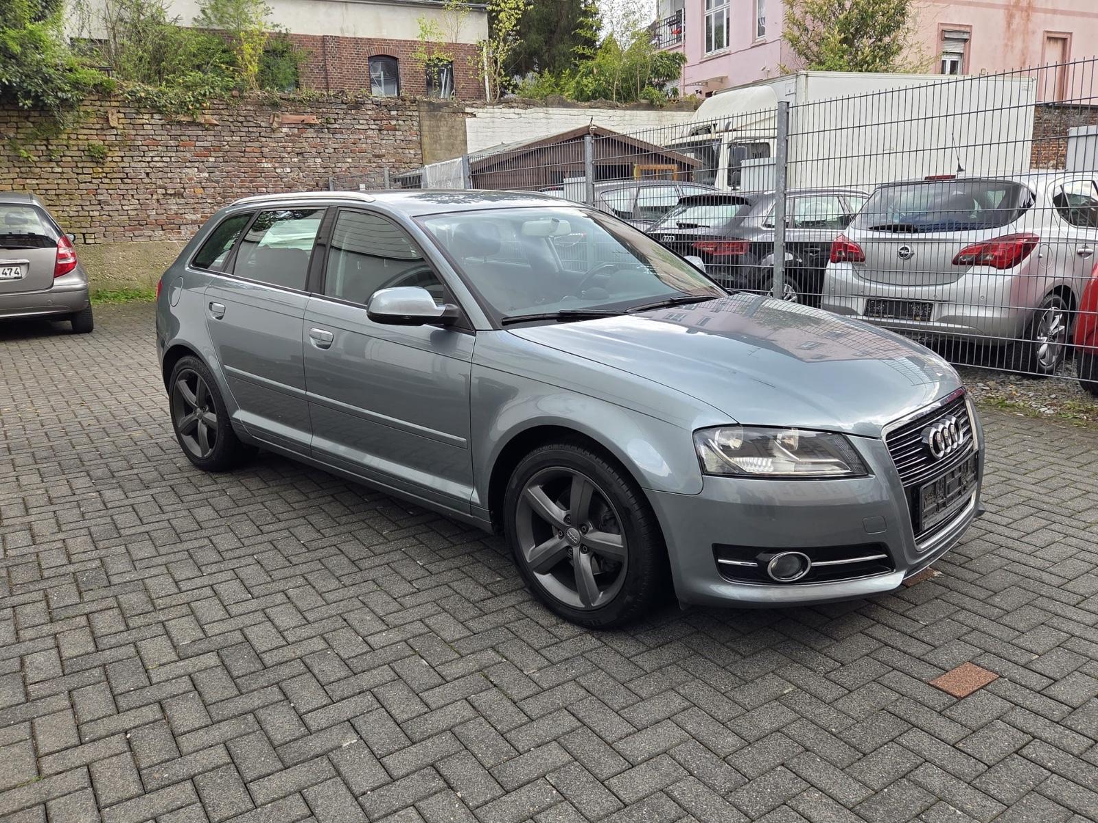 Audi A3 Sportback 2.0 TDI Attraction