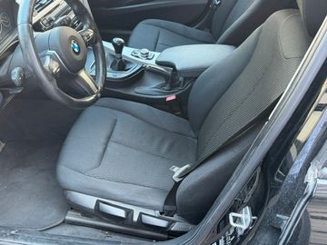 BMW 318 - 12