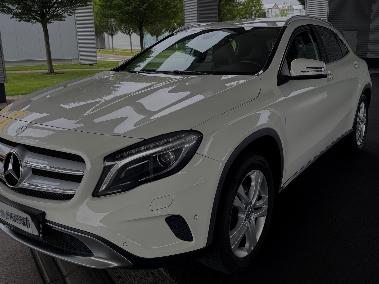 MERCEDES-BENZ GLA 180 Urban*Selbstlenkendes Parksystem